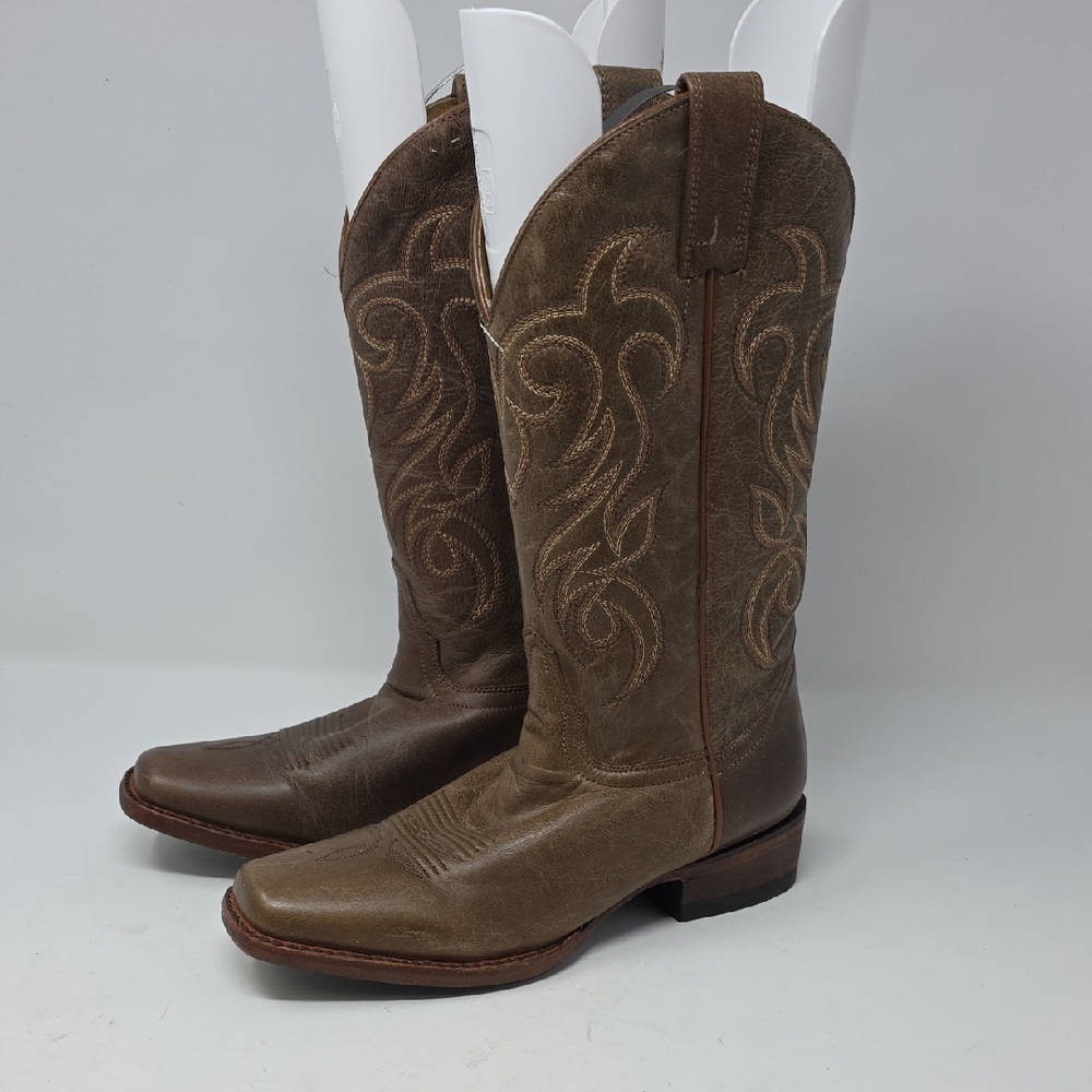 Shyanne Women's Darby Western Boots  Square Toe.